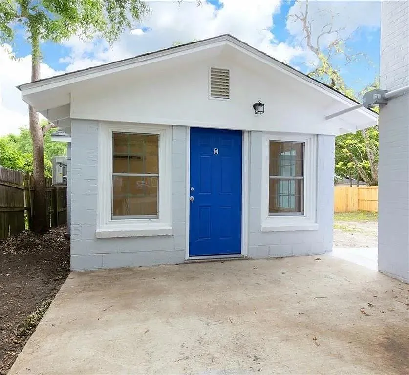 1 bed, 1.0 bath, 1812 sqft, $1,400 — Photo 1