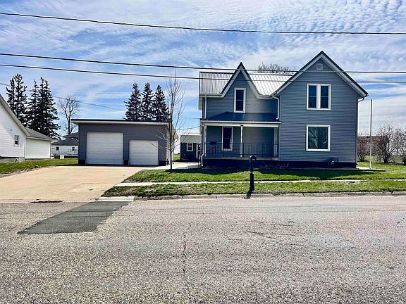 2nd image of 613 Wapsie St