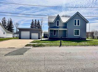 613 Wapsie St, Sumner, IA 50674