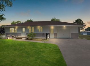 1529 State St, Algoma, WI 54201