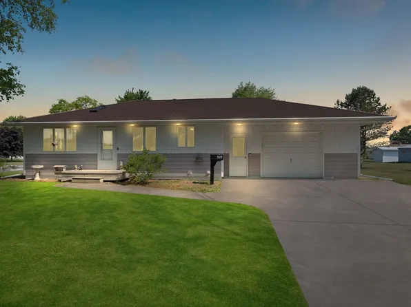 1529 State St, Algoma, WI 54201