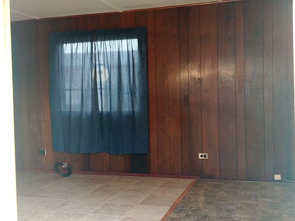 Entry to livingrm