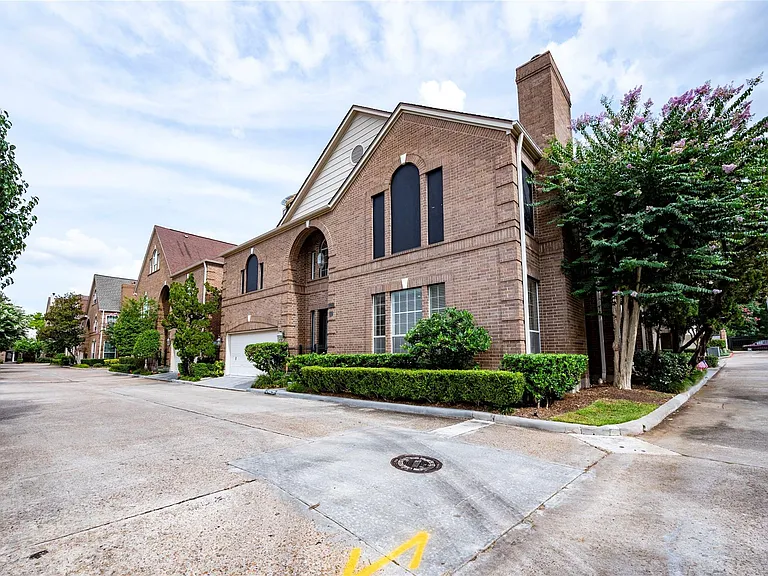 4744 Post Oak Timber Dr #39 — Photo 43