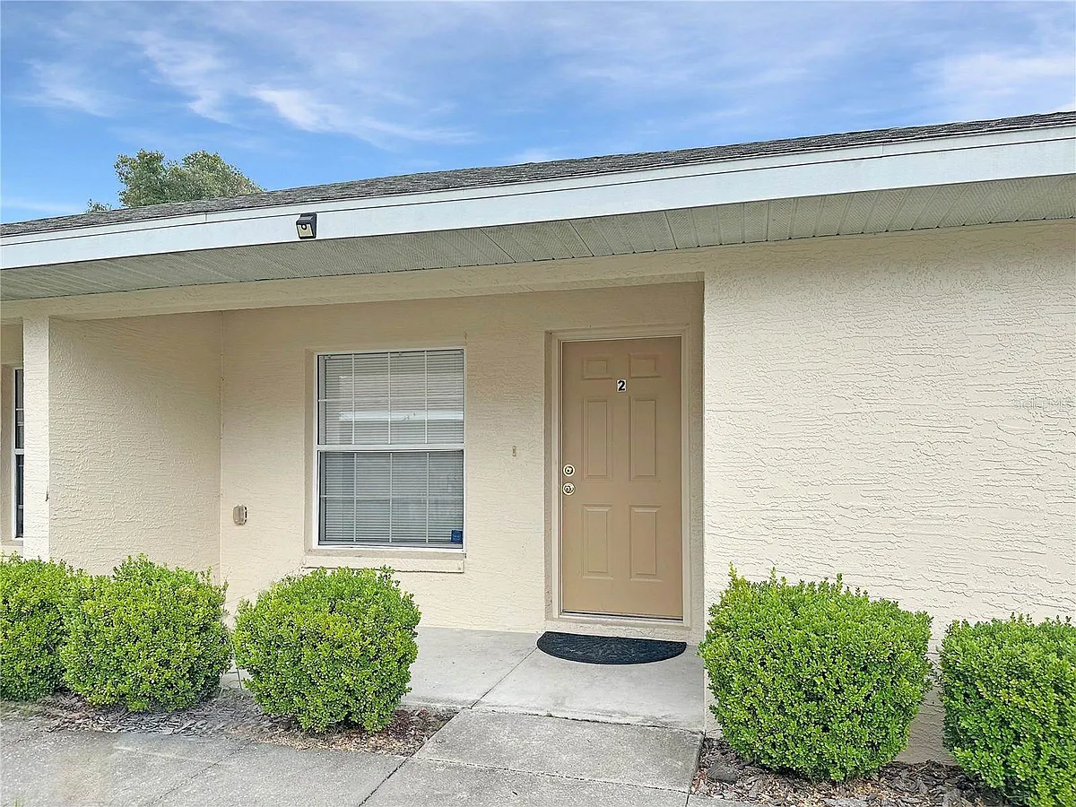 Building Photo - 16111 SW 35th Court Rd #2