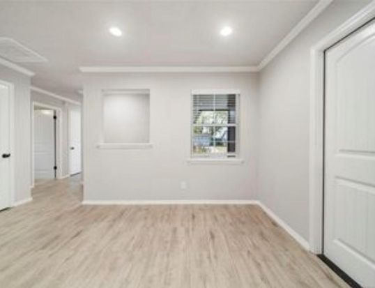 listing_image