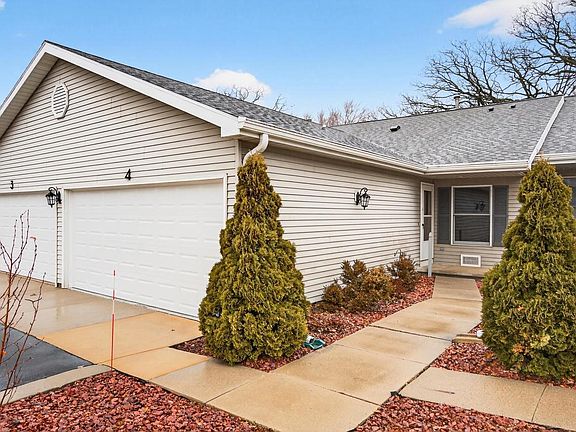 2nd image of 511 Griswold Street #4