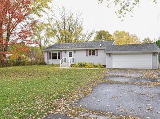 8735 380th Ave, Burlington, WI 53105