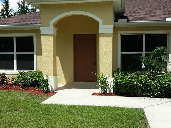 2nd image of 1520 Eugenia Ave