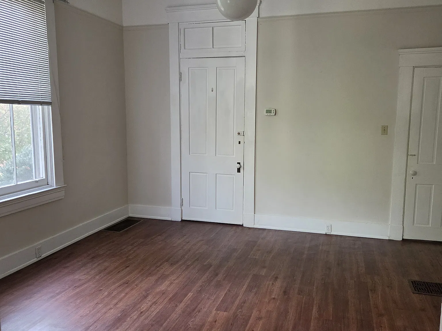 1 bed, 800 sqft, $850 — Photo 2
