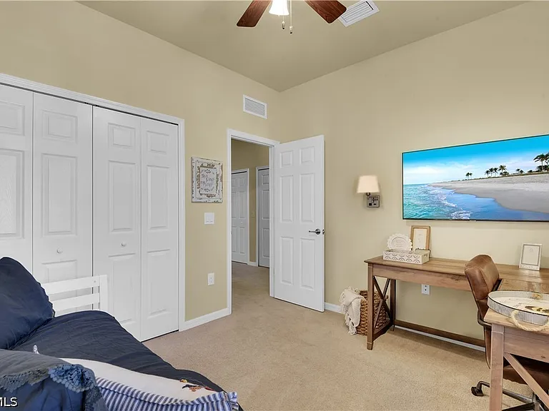 10281 Via Colomba Cir — Photo 15