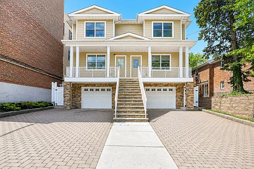 174 Fort Lee Rd #B Photo 1 174 Fort Lee Rd #B Photo 1
