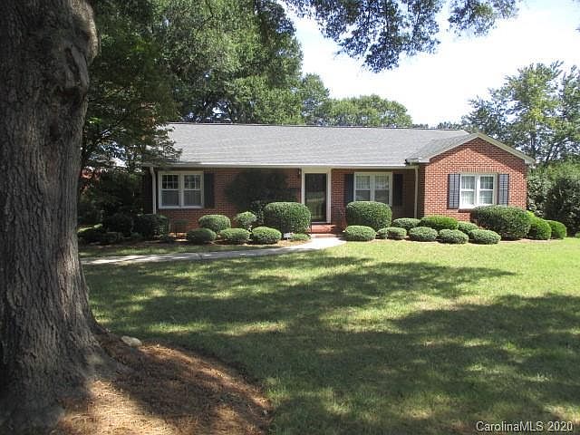 1st image of 1711 Fairfield Dr