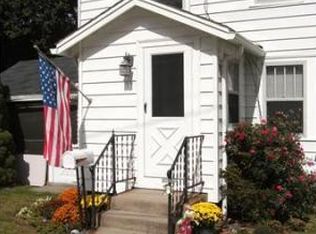 11 Rutland St, Hudson, MA 01749