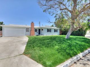 2511 W Keys Ln, Anaheim, CA 92804