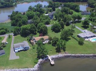 3005 Love Point Rd, Stevensville, MD 21666