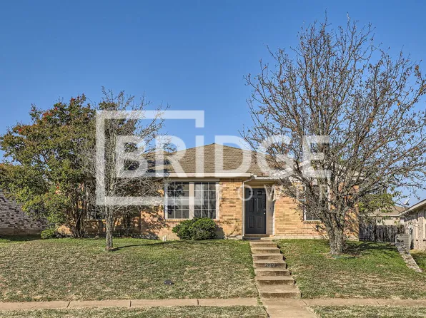 2817 McIntosh Ct, Lancaster, TX 75134