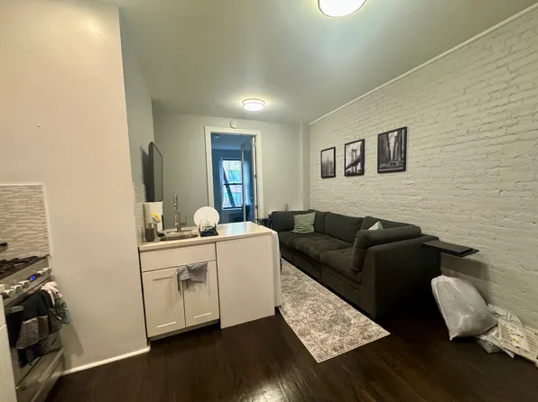 234 E 88th St APT 1C, New York, NY 10128
