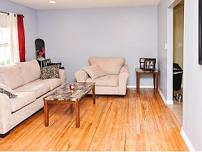 Living Room - view 2