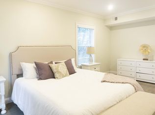 102 Beacon St #1, Somerville, MA 02143