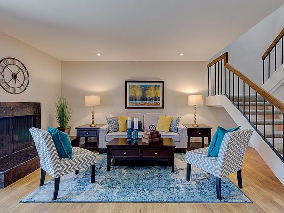 4th image of 660 Draco Ln
