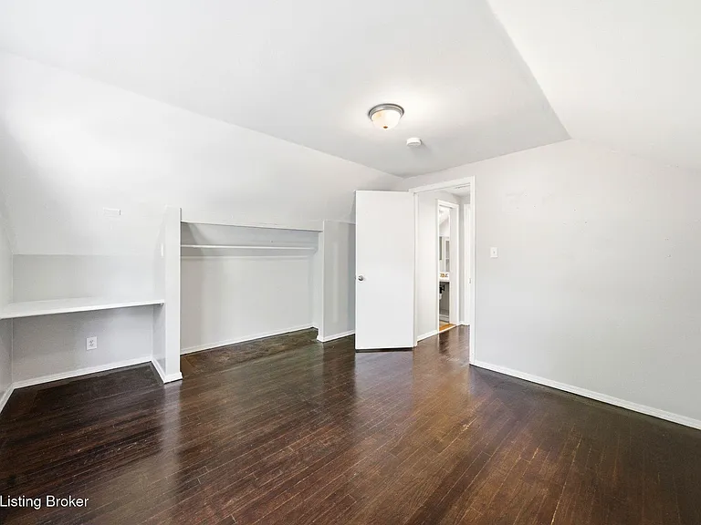3021 Wedgewood Way — Photo 16
