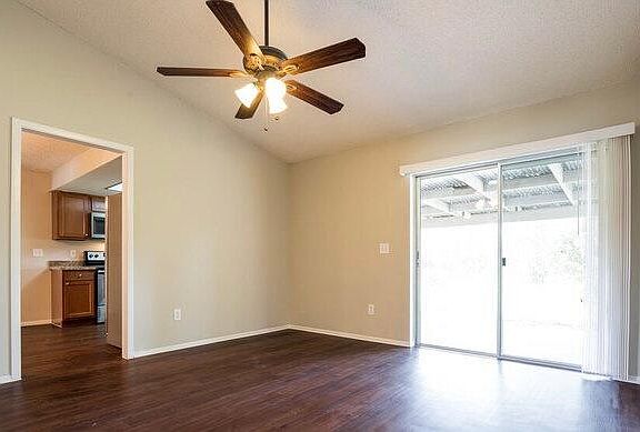2nd image of 104 Lamont Ave