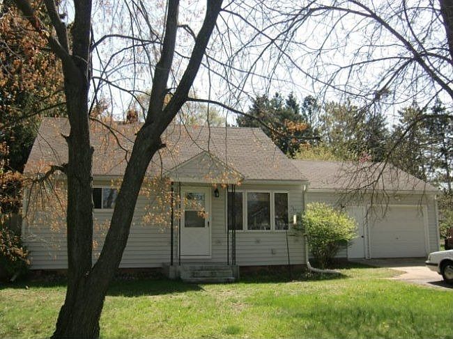 1st image of 915 S 16th Ave
