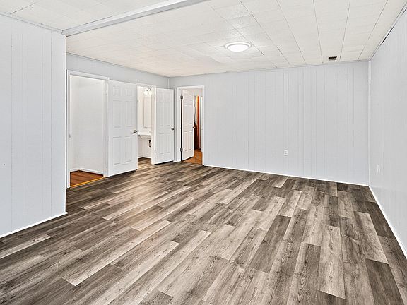 4th image of 11334 Cromwell Ct