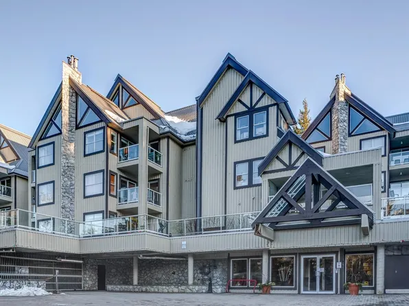4749 Spearhead Dr #207, Whistler, BC V8E 1E9