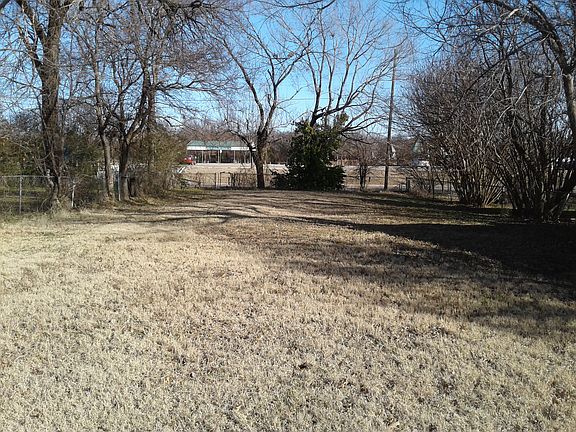 3rd image of 921 N Patchin Ave