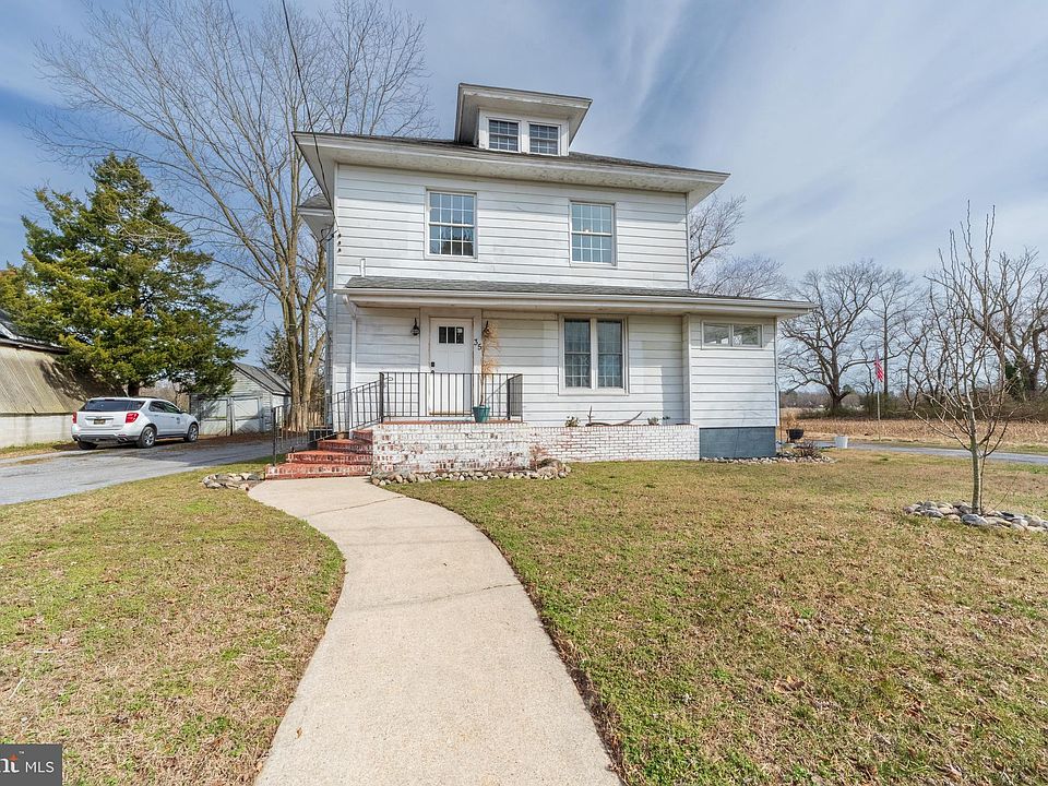 1st image of 35 Clayton Ave