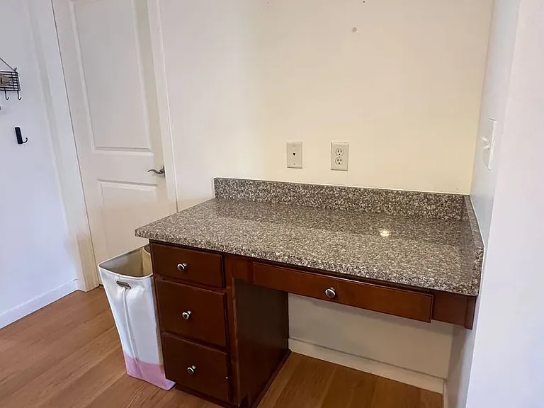 2150 S Main St #308 — Photo 8