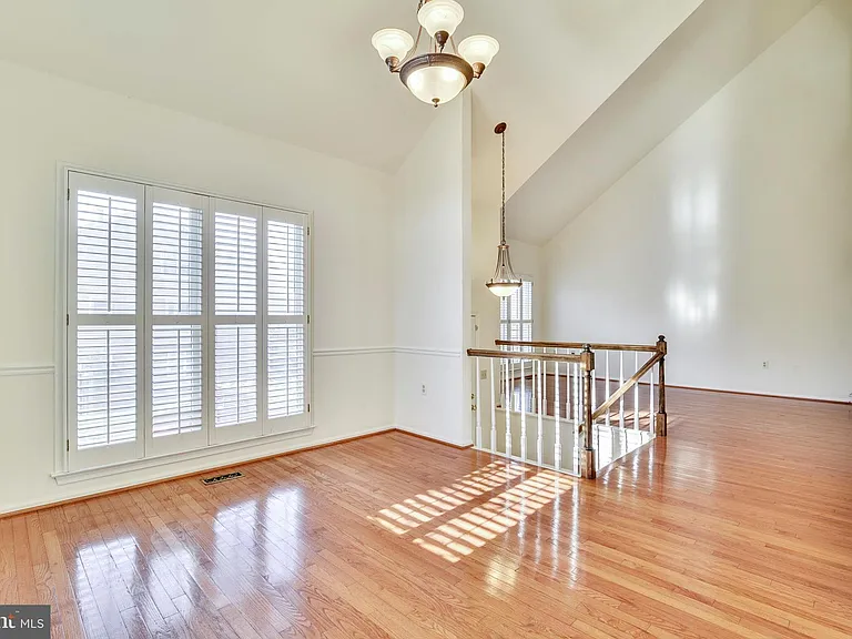 3023 Oakton Meadows Ct — Photo 5