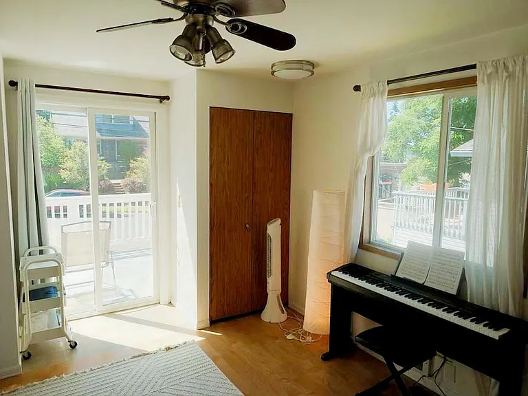 6404 Latona Ave NE — Photo 17