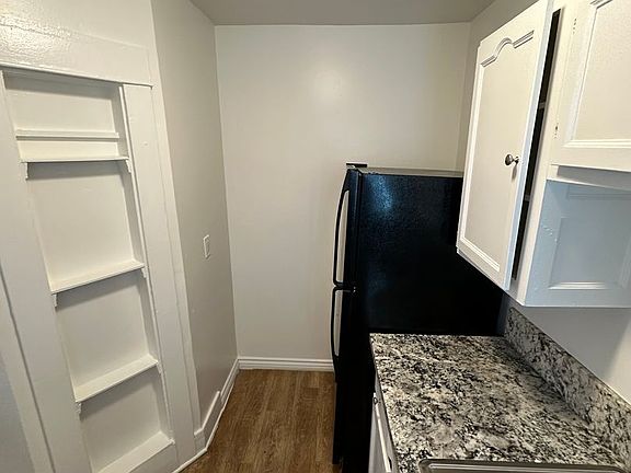 5th image of 1151 Daisy Ave APT 8
