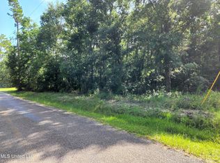 10019 Oliver St, Bay Saint Louis, MS 39520