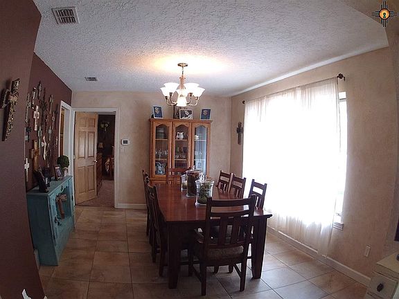 4th image of 417 E 16th St