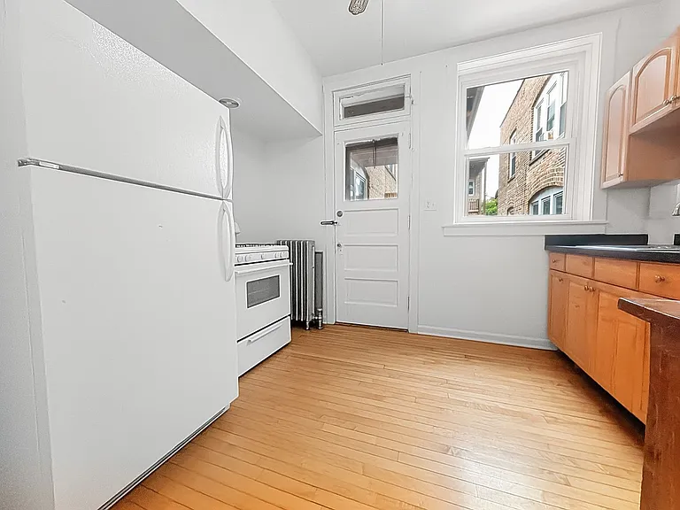 1302 W Rosemont Ave #2 — Photo 28