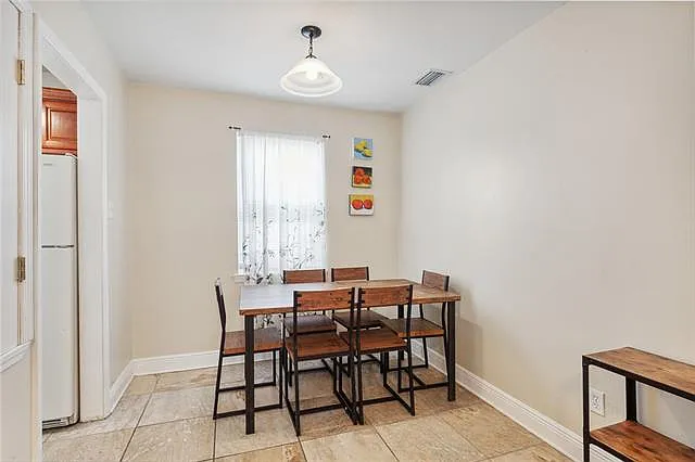 1 bed, 1.0 bath, 400 sqft, $1,350 — Photo 4