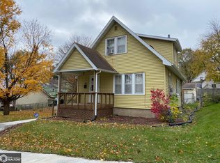 521 S 8th St, Burlington, IA