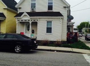 84 Shaw St, Lowell, MA 01851