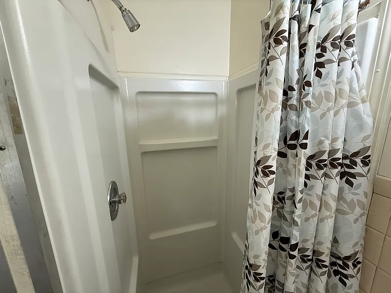 133 S Summit Ave #2 — Photo 5