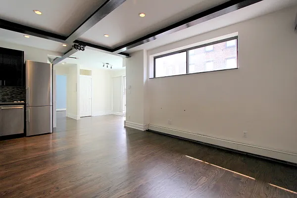 Rented by Julien Aractingi, LREB | media 15