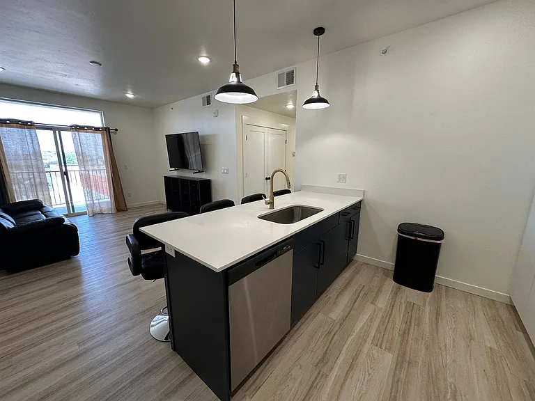 311 E Lorene St #1308 — Photo 5