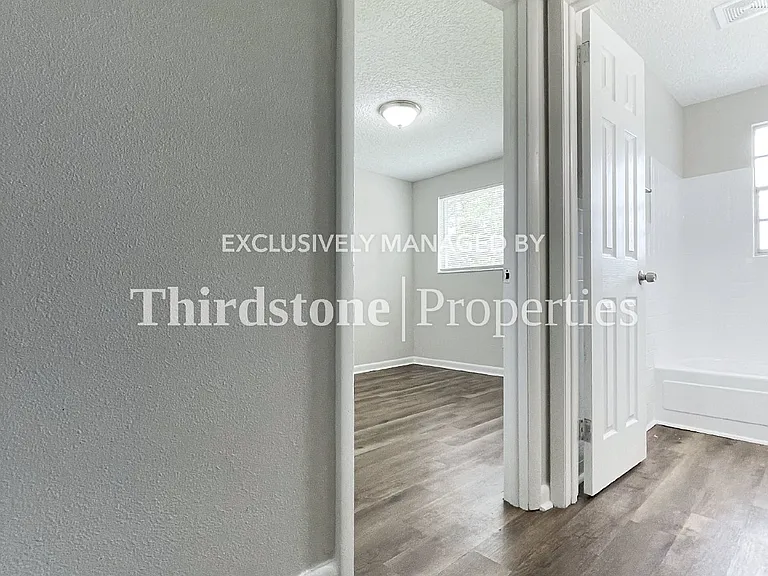 5164 Timawatha Ave — Photo 15