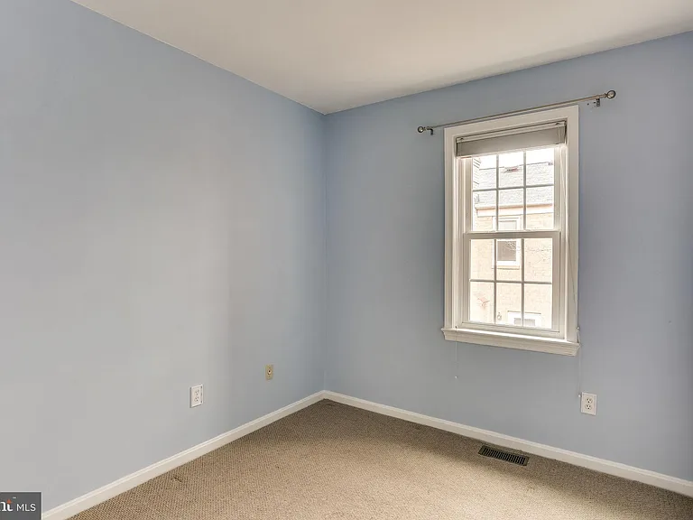 839 N Greenbrier St — Photo 24