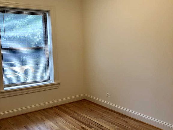5th image of 2545 W Iowa St #3
