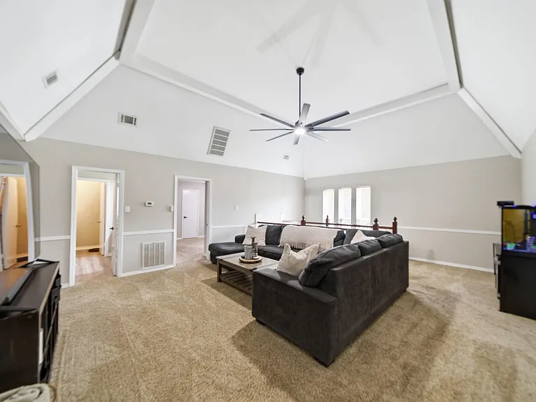 12935 Belgrave Dr — Photo 14