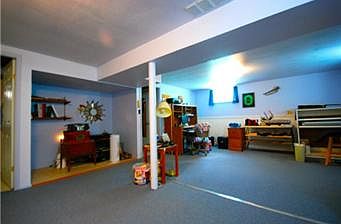 5th image of 6505 N Campbell St