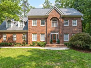 400 Crossing Creek Dr, Belews Creek, NC 27009